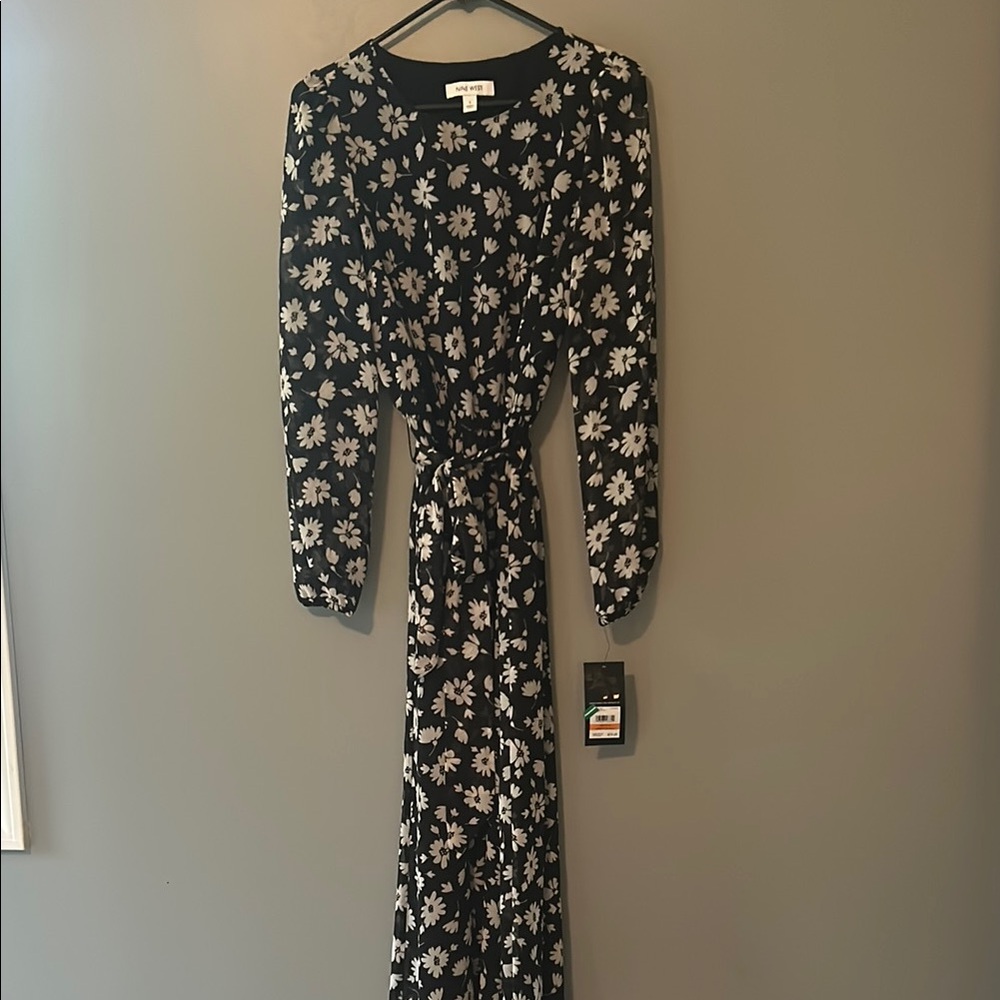 Nine West Black Daisy Floral Long-Sleeve Maxi Dress Size Small-New With Tags!